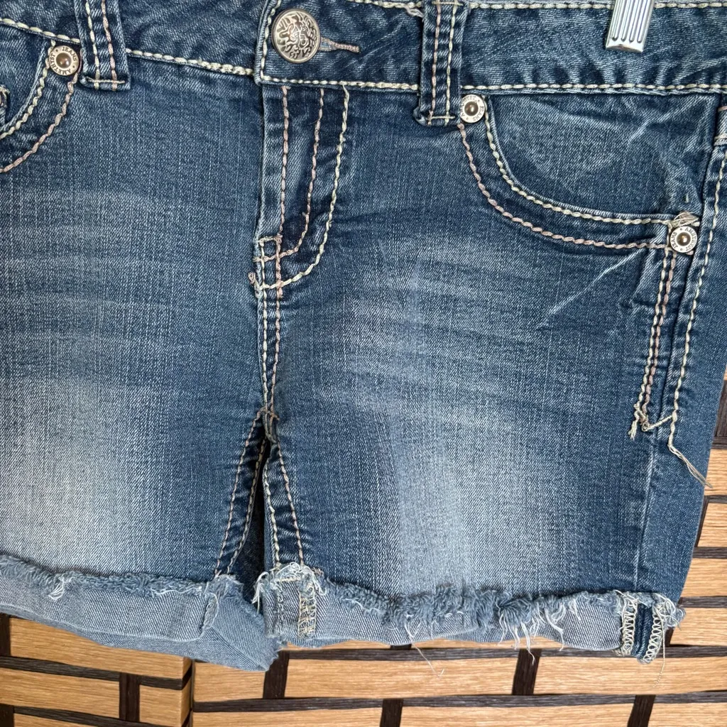 Amethyst Denim‎ Shorts Size 7 - Image 3