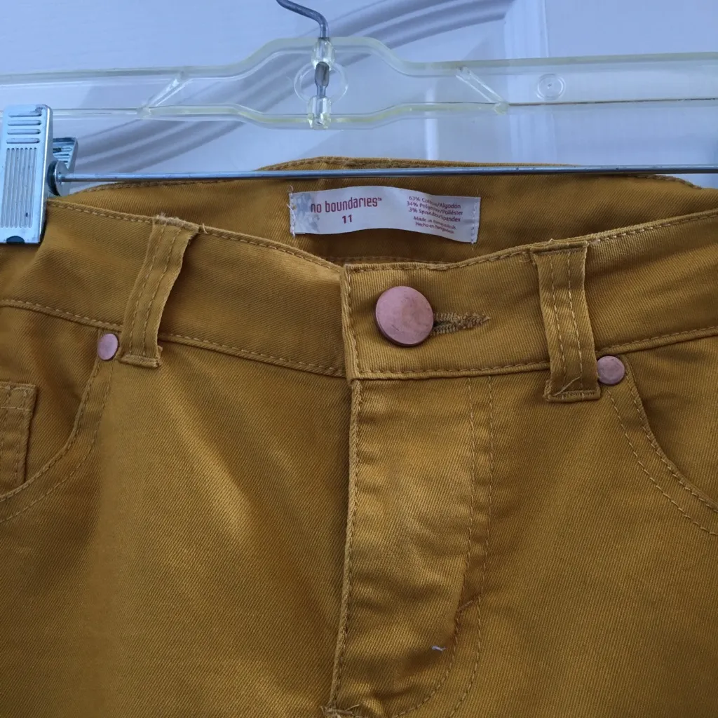 FINAL MARKDOWN Juniors’ no boundaries Jeans (11) - Image 4