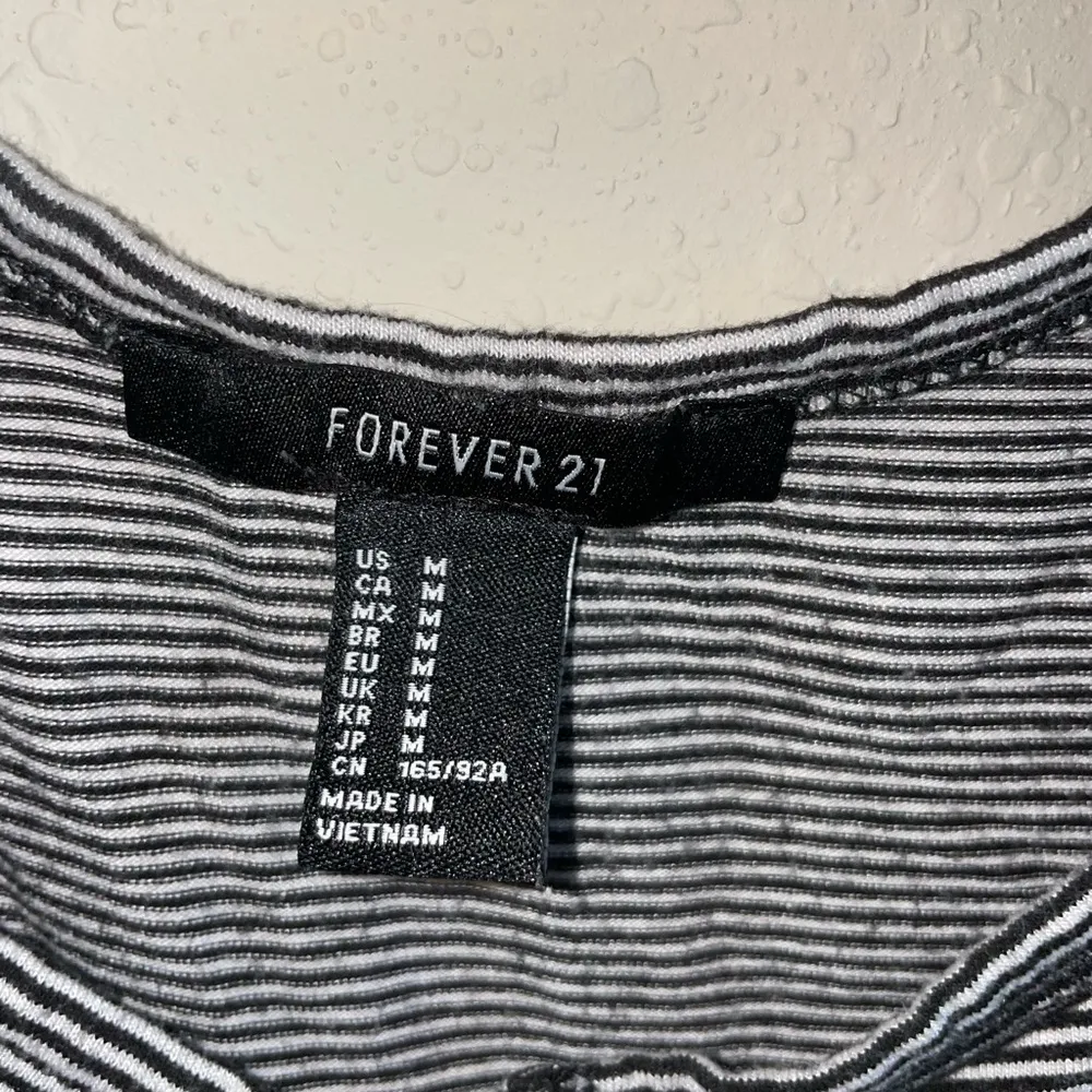 Forever 21 tank top - Image 3