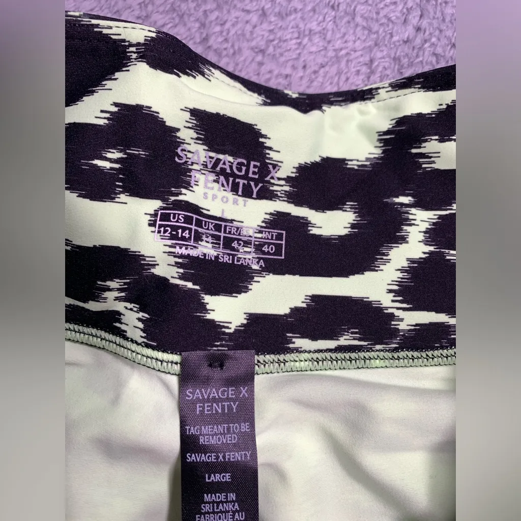 Savage x fenty sport Leopard Print Leggings in Neon Green and Black Size 12 - Image 4