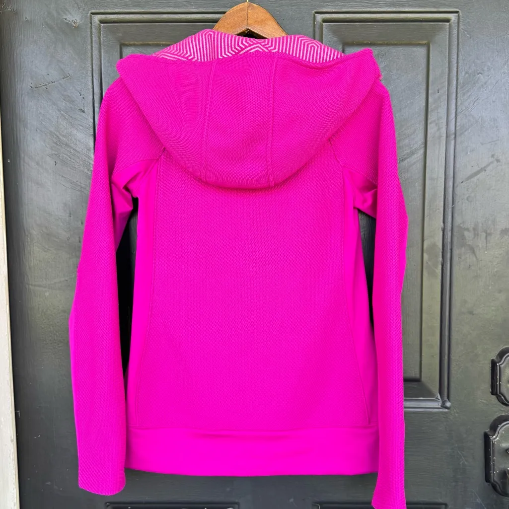 Under Armour Cold Gear Infrared Fitted Barbie Pink Sweater Jacket S - Image 2