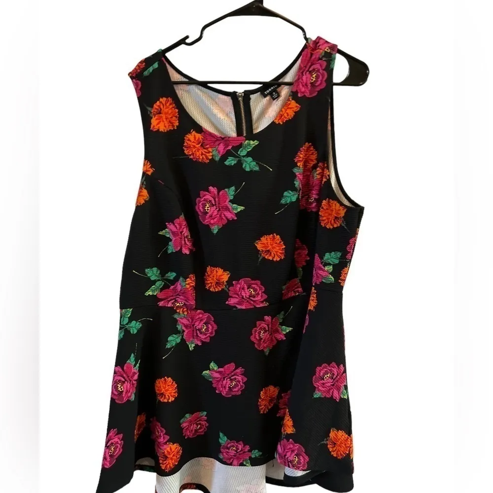 Torrid Tunic Top black with flowers‎ Dress zipper Size 3 - Image 3