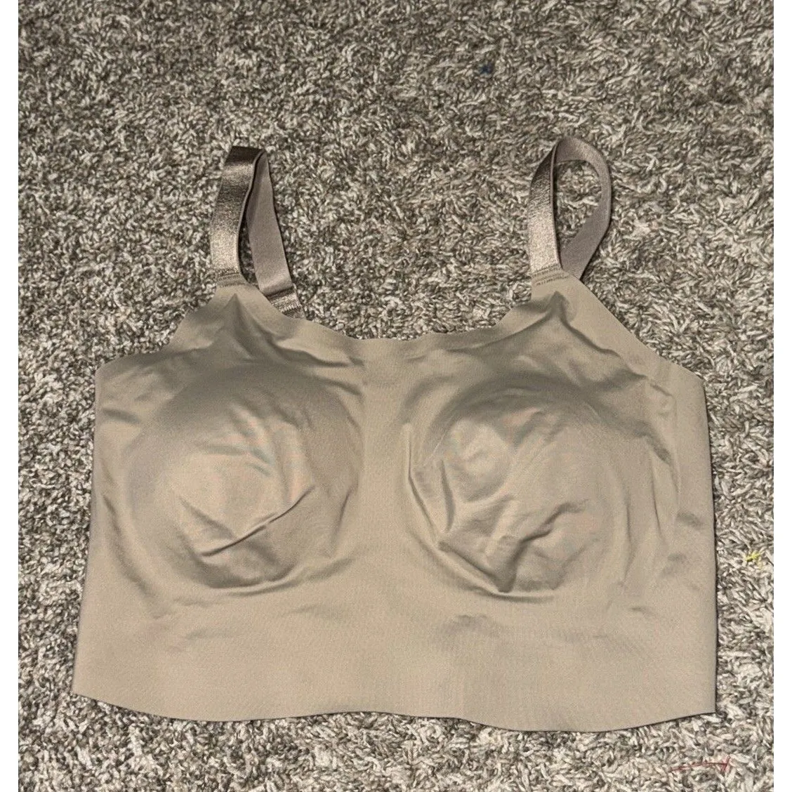 EBY Seamless Bralette Wireless Bra Tan Nude Mesh Back Adjustable Straps Size MDD Size M - Image 2