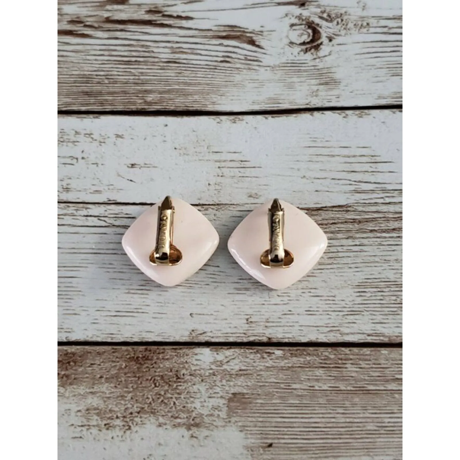 Vintage Avon Earrings Cream Diamond Shape with Lines Avon Clip On Earrings - Image 2