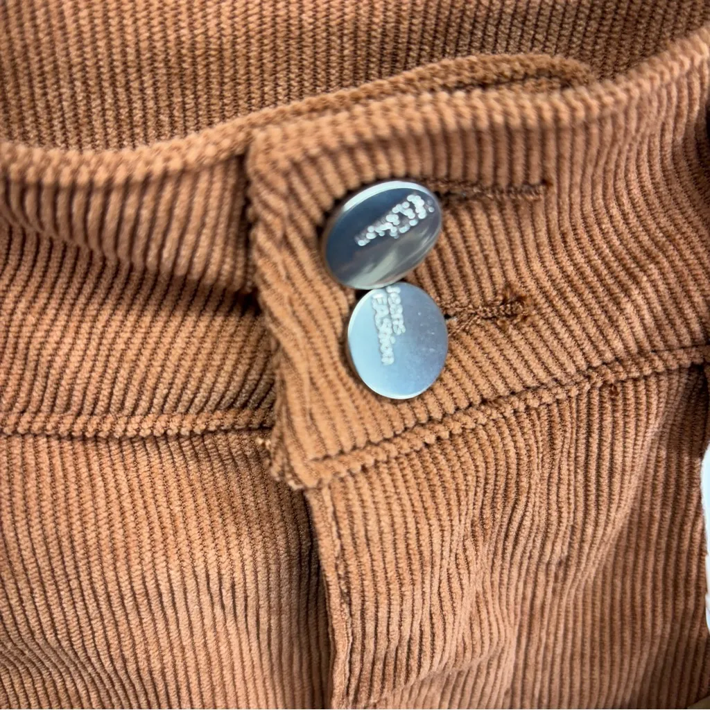 Mancreda Mini Skirt Rust NWT‎ Tan Size M - Image 6