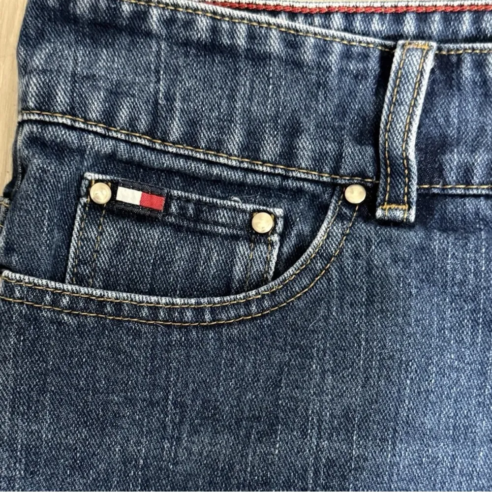 Tommy Hilfiger Women’s Jean Shorts Denim Size 10 100% Cotton - Image 3