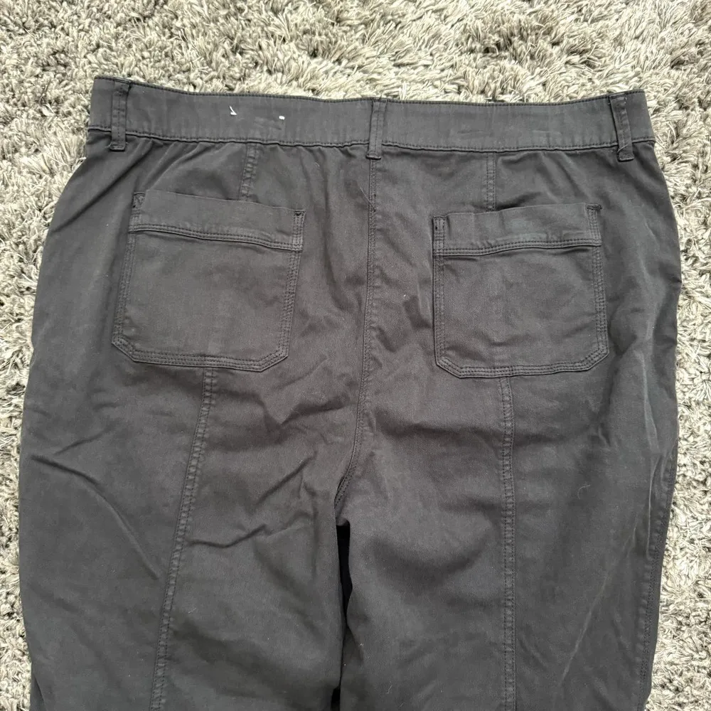 Chicos Secret Stretch Casual Utility Slim Ankle Pants in Black, Size 18R Black - Image 4