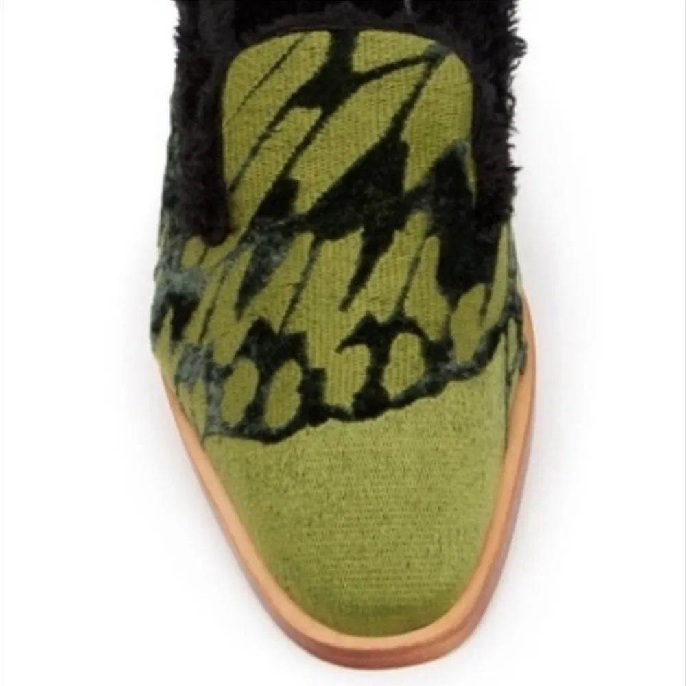 Free People Butterfly Effect Faux Fur Mule Size 37 Green Slip On Flat Loafer New - Image 2