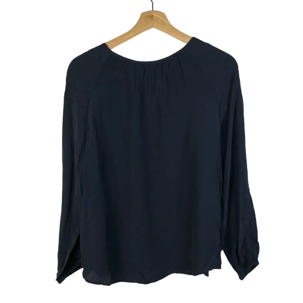 J Jill Petite Navy Blue Floral Embroidered Long Sleeve Blouse XSP - Image 3