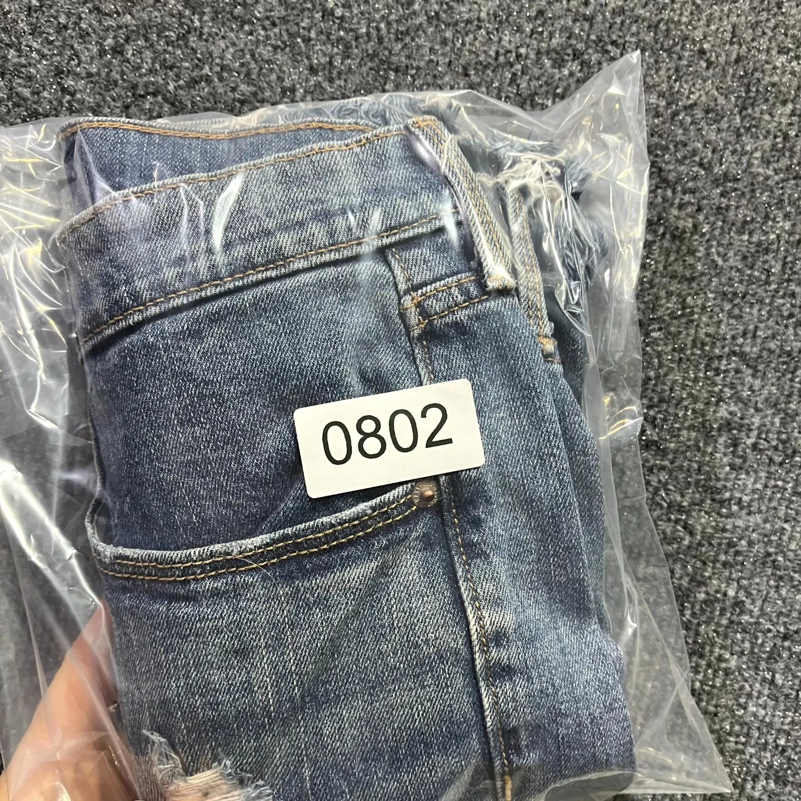 Old Navy Cut-Off Jean Shorts Womens 16 Blue Denim Stretch Distressed Mid Rise - Image 7