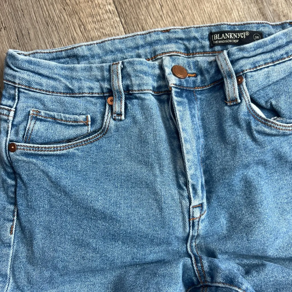 Blank NYC the madison crop jean size 28 - Image 5