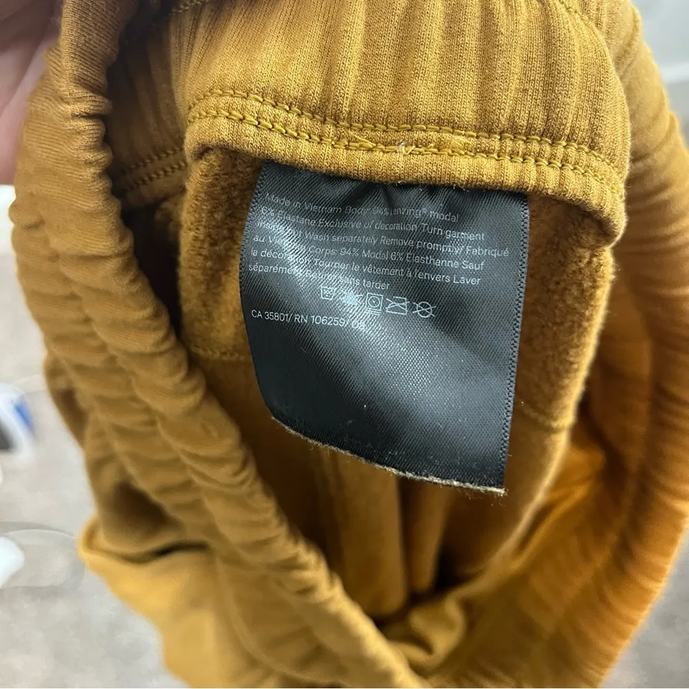 Lululemon Bound to Bliss High-Rise 7/8 Pant Wide Leg Spiced Bronze Orange Yellow - Image 9