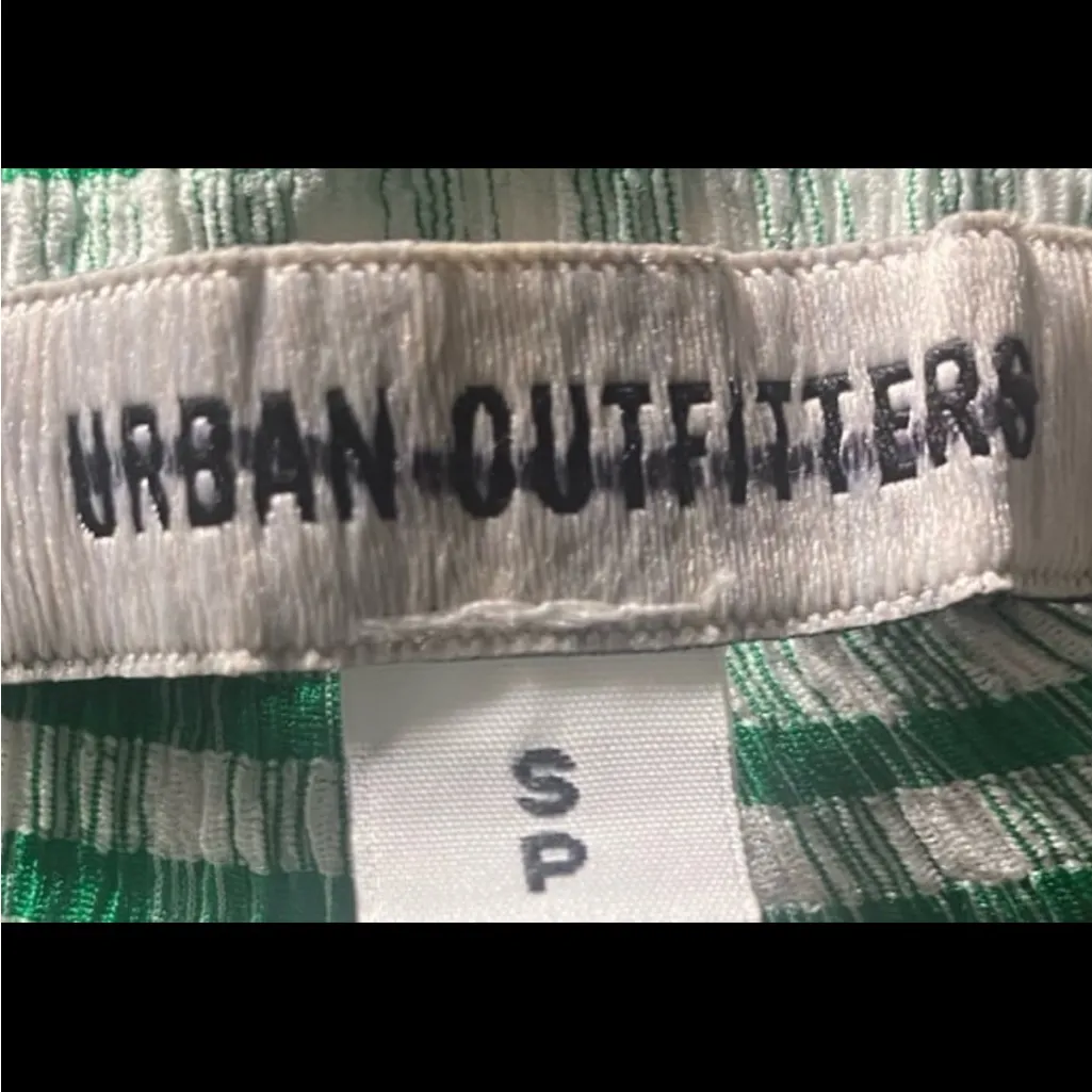 Urban Outfitters Daphne gingham ruffle crop pant. Size Small - Image 7