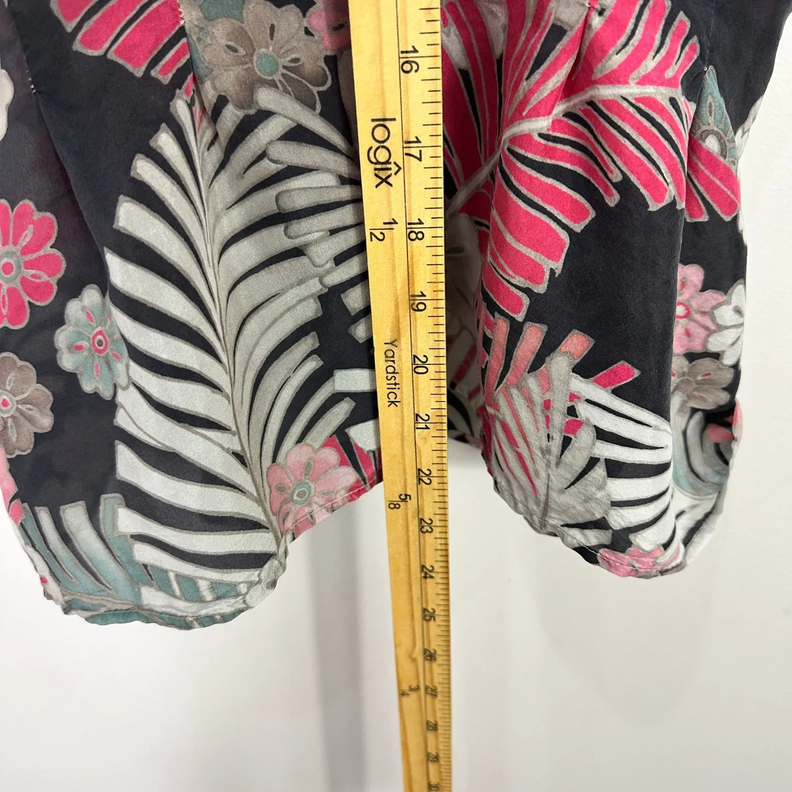 Armani Collezioni Sleeveless Floral Button Up Top Womens 2 Silk Resort Tropical - Image 5