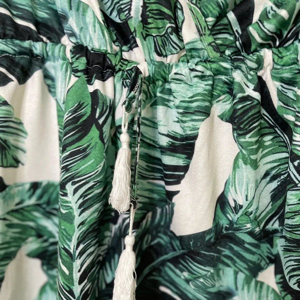 Odosalii Romper tropical pattern green white palm fronds Size M Great for beach Size M - Image 3