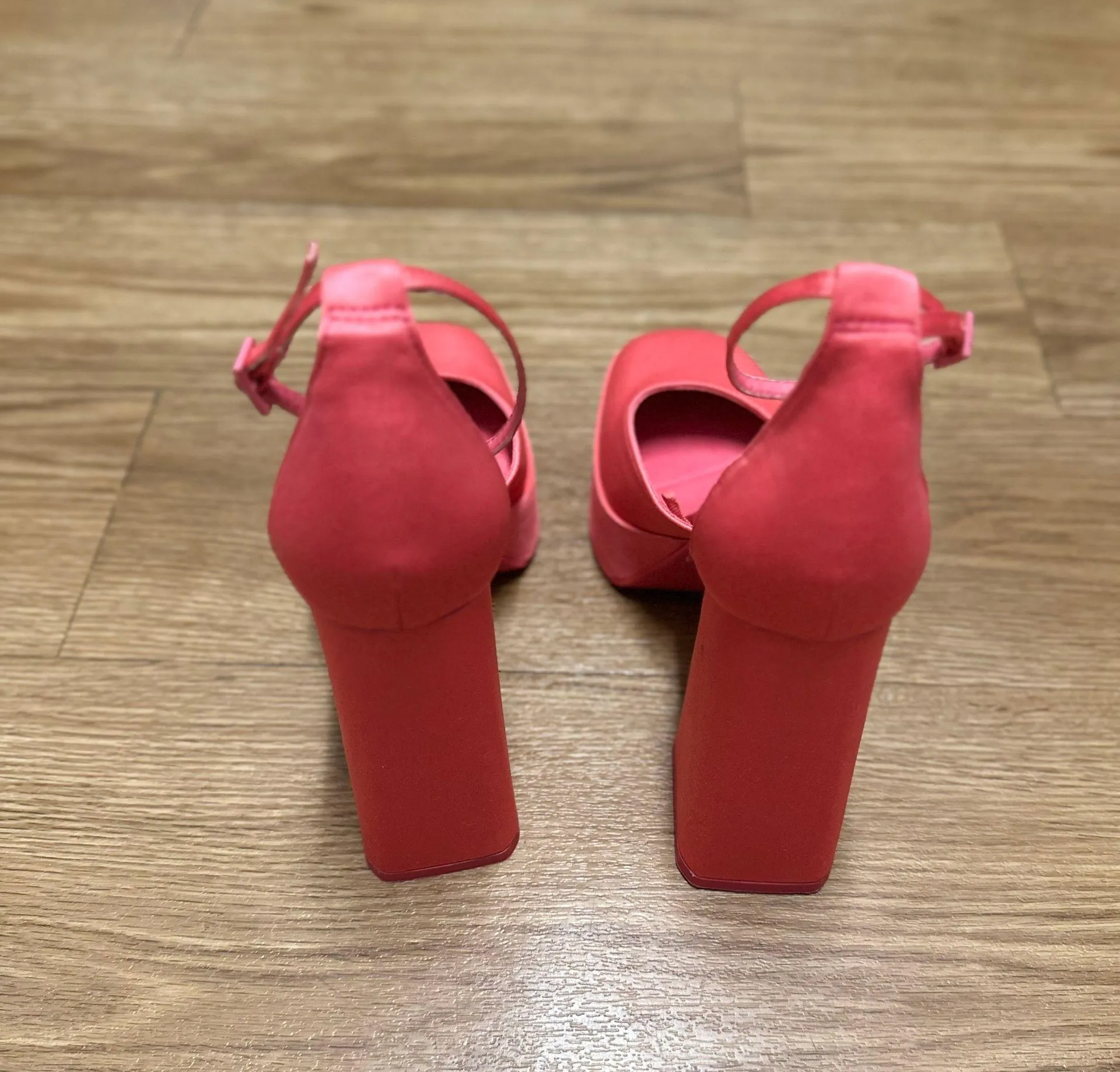 pink platform shoes - Image 3