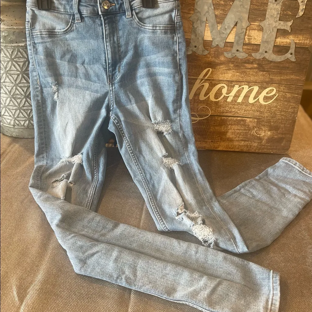 Modern Jeans High Rise Distressed Skinny  Size 4 - Image 4