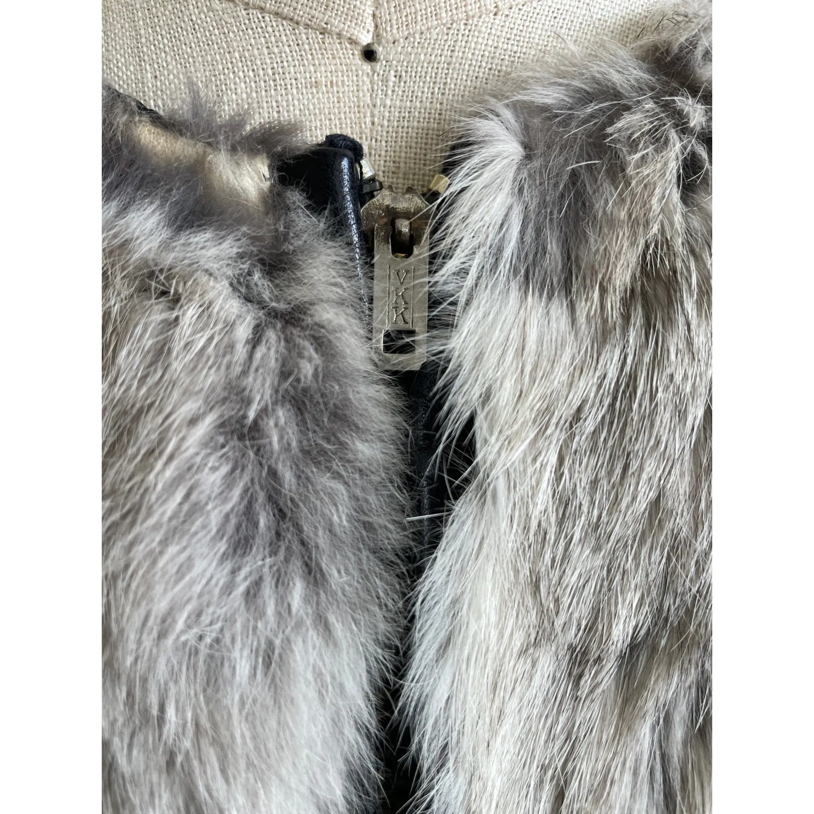 Vintage Genuine Fur Short Jacket Gray Taupe Leather Trim Zip Front Luxury Coat Tan Size M - Image 8