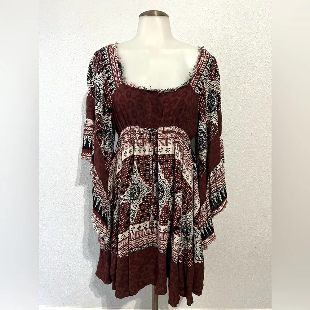 Free People Heart Of Gold Butterfly Sleeve Bohemian Dress Size Small - Image 2