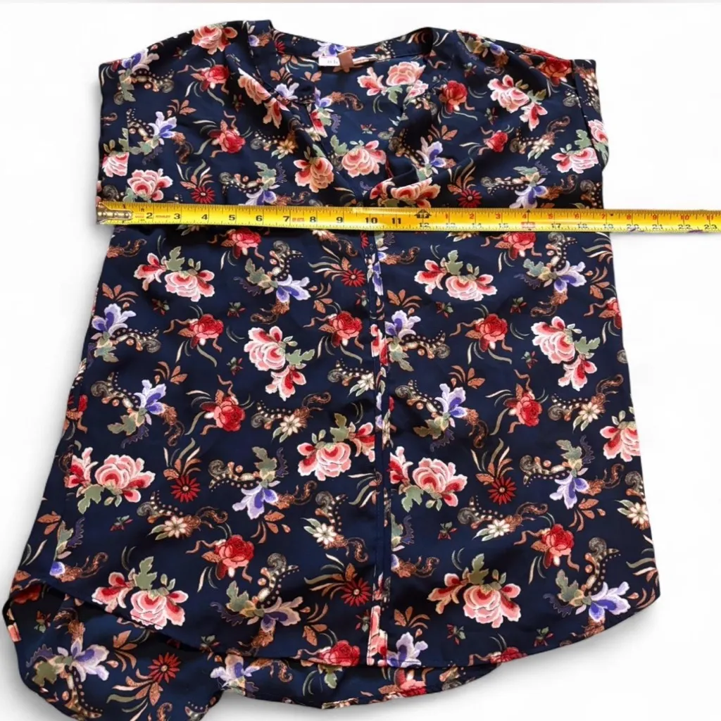 Philosophy Size S Navy Blue Floral Blouse V-Neck Cuffed Sleeve Dark Moody Print - Image 3