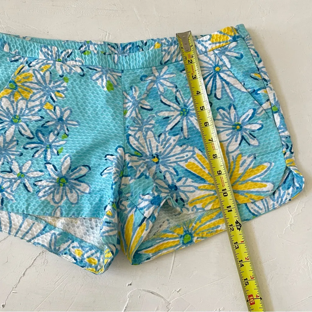 Lilly Pulitzer Adie Breakwater Blue Daisy Dance Allover Shorts Sz 4 - Image 6