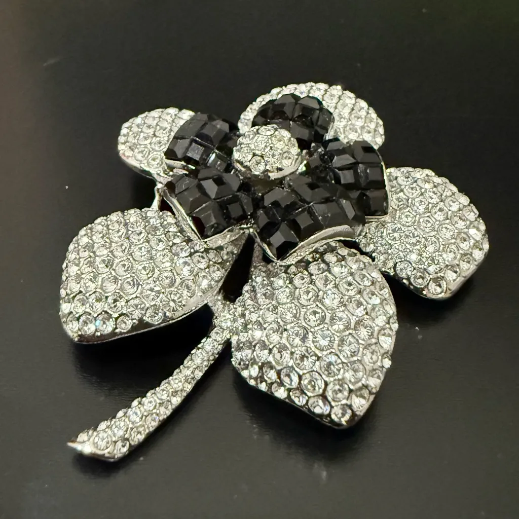 Unsigned Sterling Silver 925 Pave Crystal Black /Clear Rhinestones Flower Brooch - Image 9