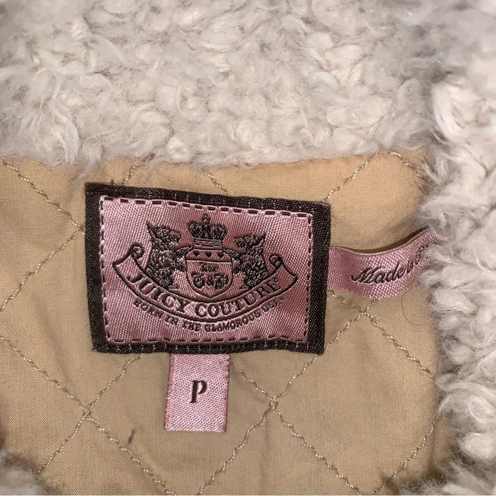 Juicy Couture Faux Fur Jean Jacket Women’s Size Petite Small - Image 12