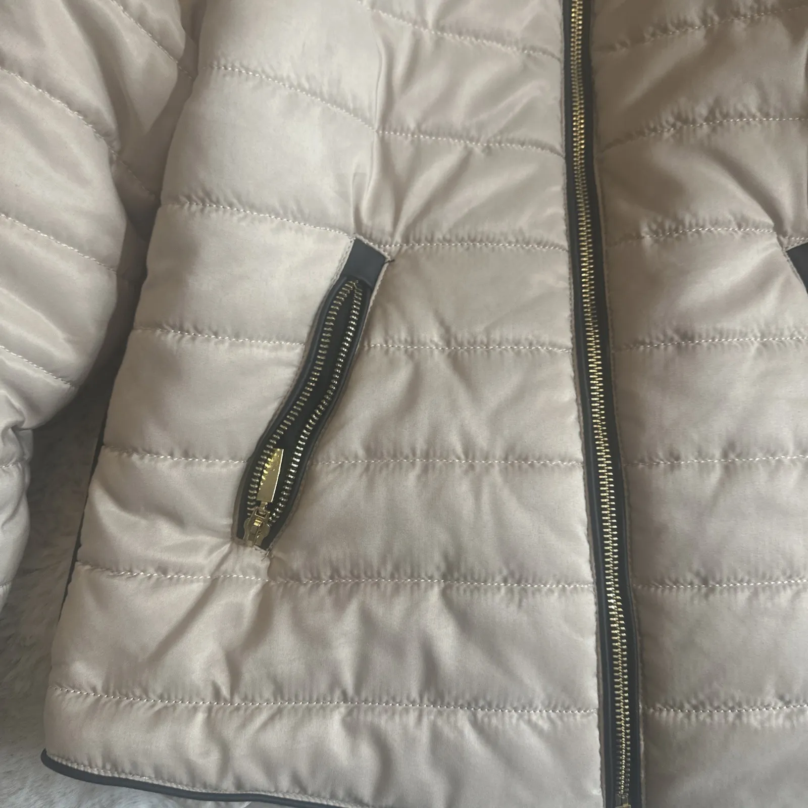 Pretty Little Things Puffer‎ Jacket Size M Tan Size M - Image 2