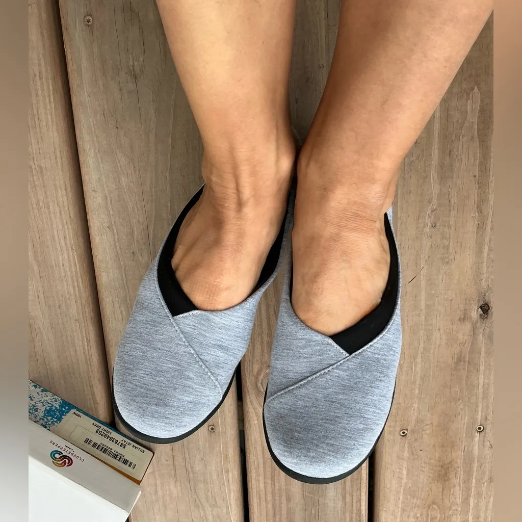 Soft CLARKS loafers in WIDER WIDTH 🌸🌸 - Image 4