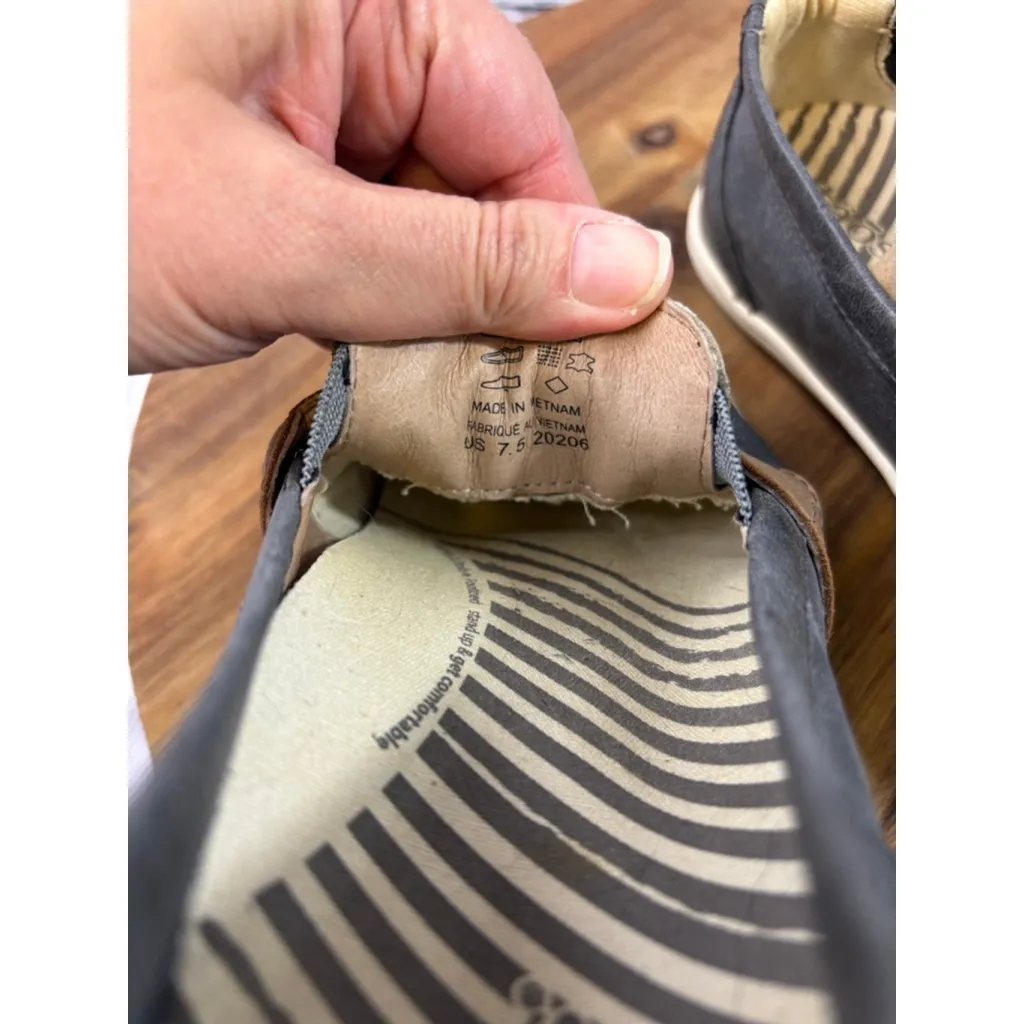 Women's Taos Black & Brown Leather Loafers Size 7.5 - Image 11