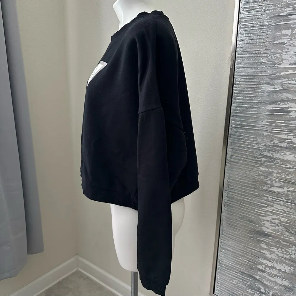 Guess Women’s Logo Cropped Sweatshirt Size XL - Image 4