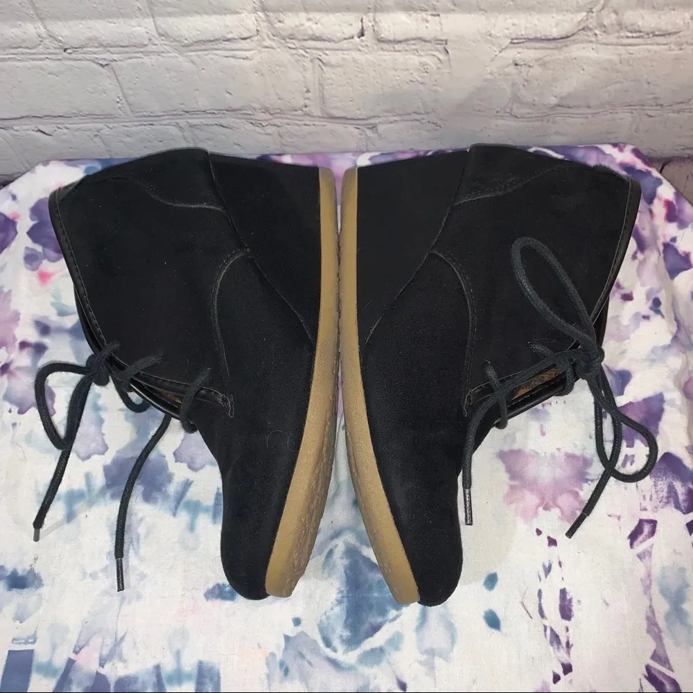 🇺🇸 Mad Love Black Suede Lace Up Wedge Booties - Image 6