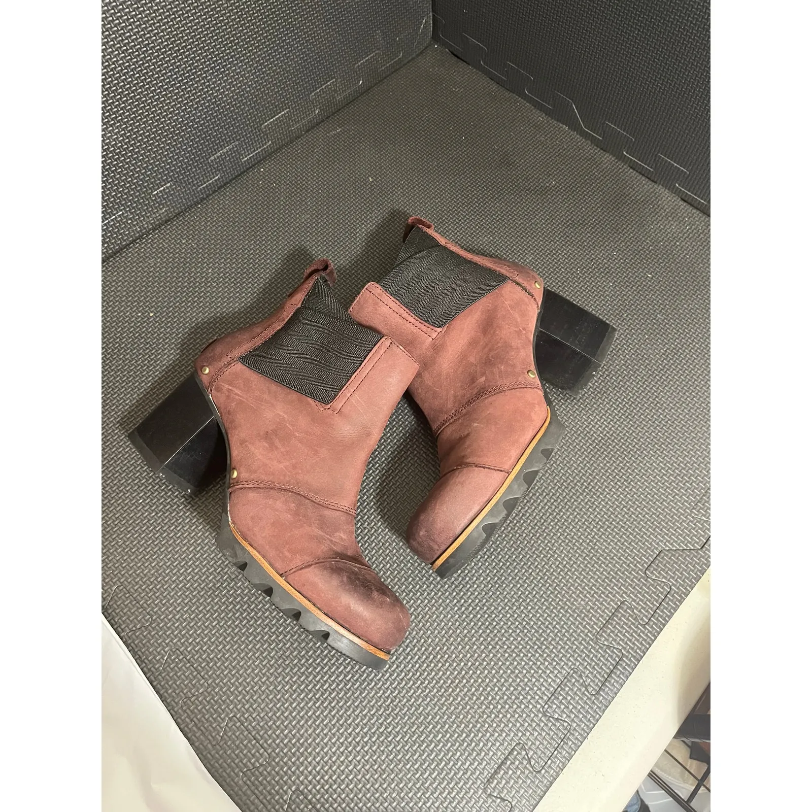 Sorel Addington Chelsea Waterproof Burgundy Leather Heeled Ankle Boots‎ 7.5 - Image 4