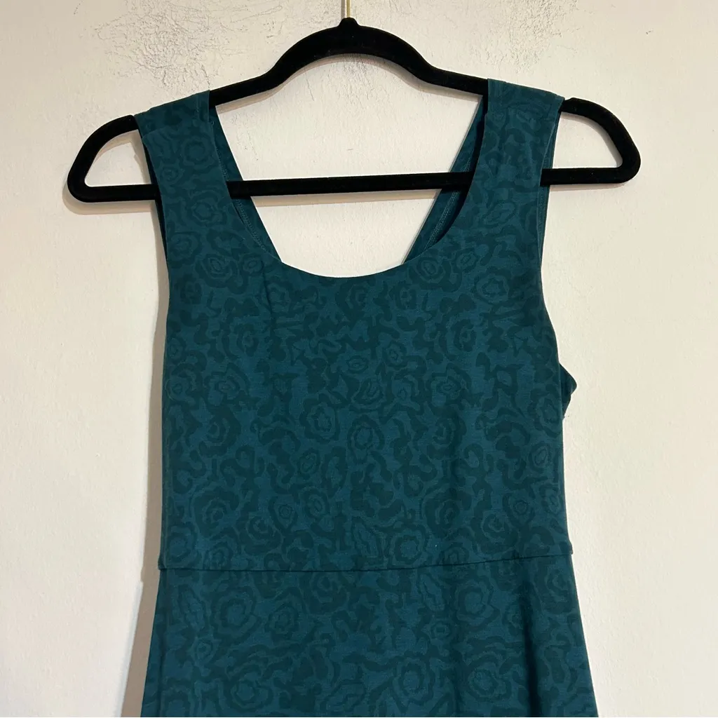 Kuhl Lyra Krossbak Midi Dress in Everglade Print Size Small - Image 6