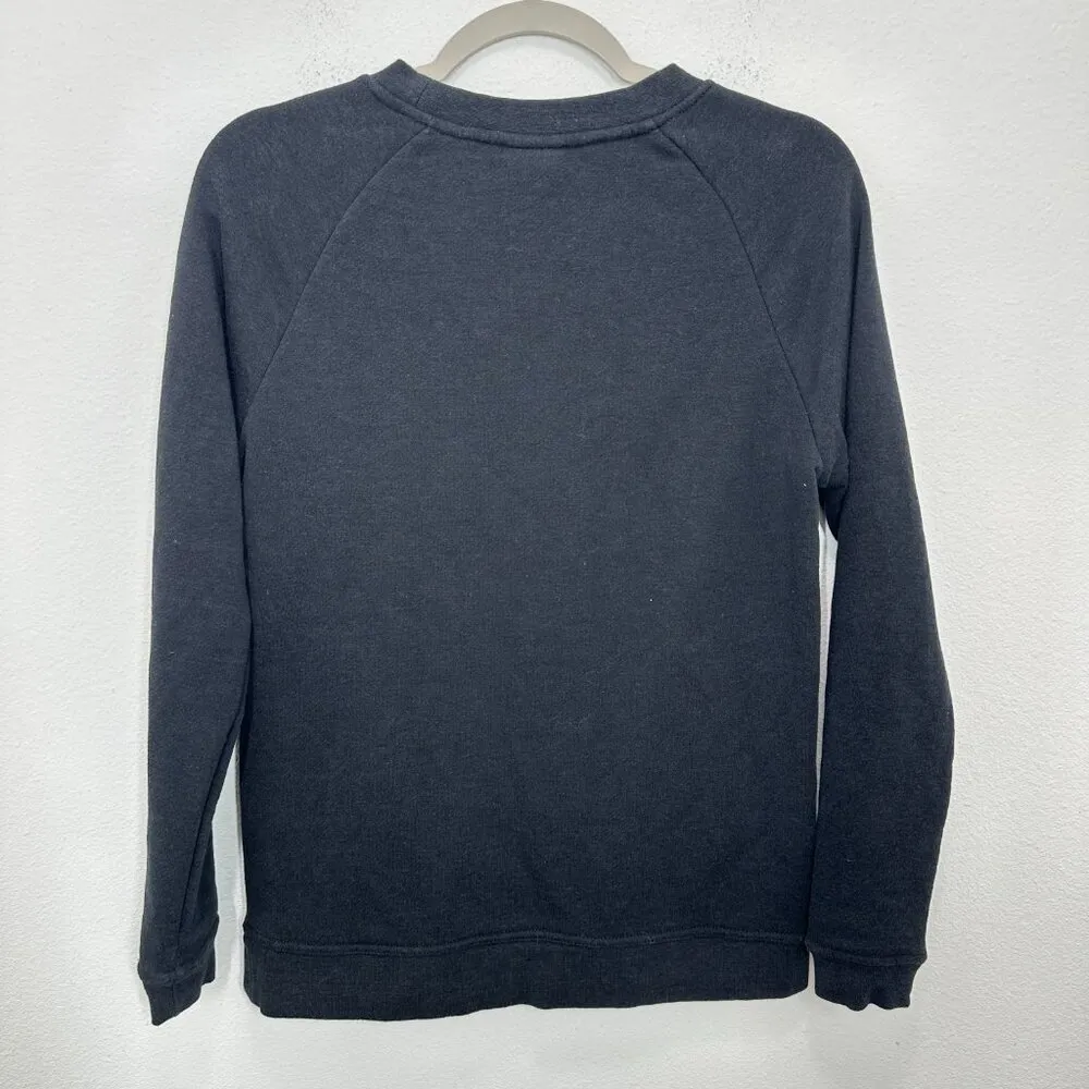 Nike Women's Size XS Black Crewneck‎ Sweatshirt Logo Pockets Casual Outdoors - Image 2