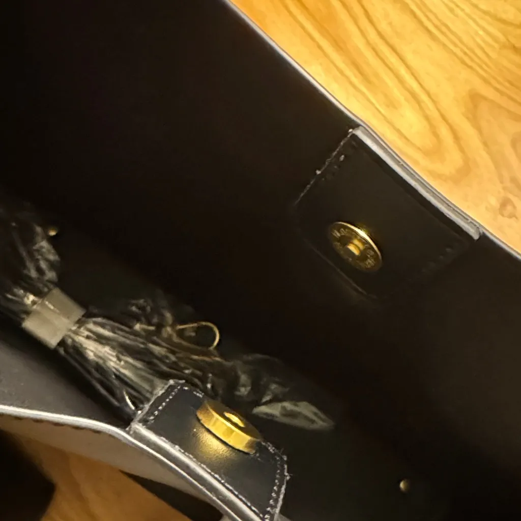 Melie Bianco: Megan Tote Bag - Image 9