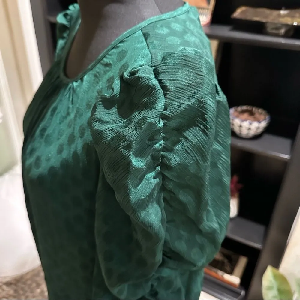 Max Studio Women's Jacquard Shine Dot Ruched Sleeves Blouse NWT Size M - Image 8