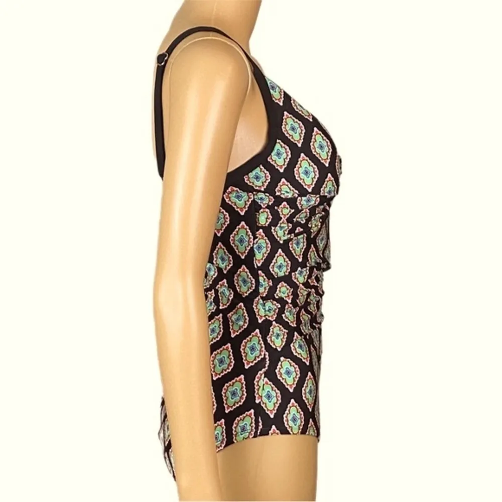 JANTZEN black w/abstract, multicolored diamonds one-piece swimsuit. Size 10. EUC - Image 4