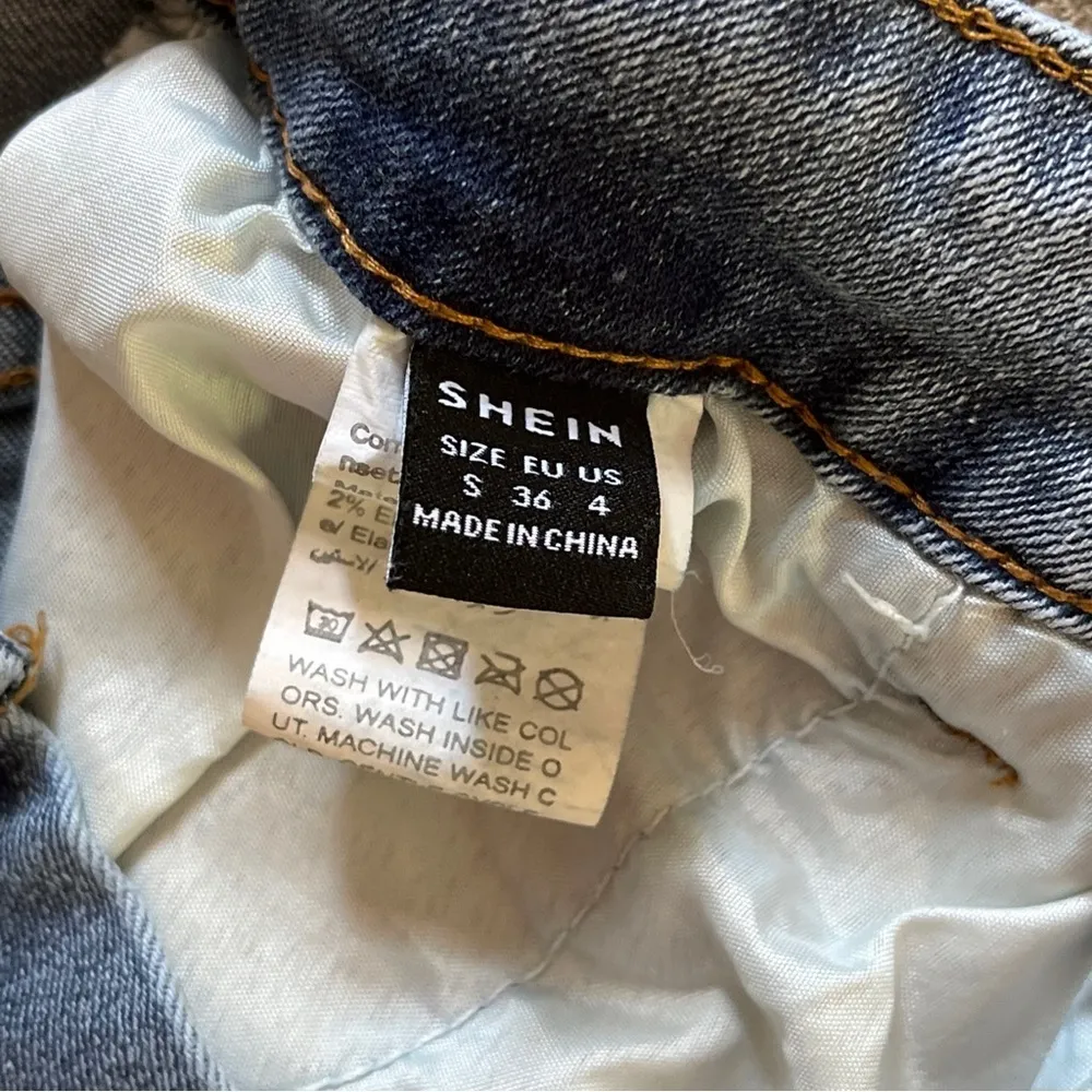 Women's S Small Size 4 Ripped & Raw Hem Flare Jeans - Image 6