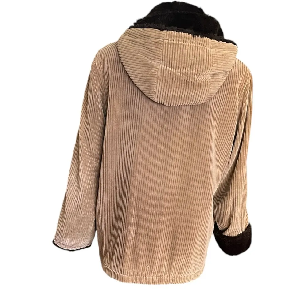London Fog Vintage Corduroy Hooded Zip front Coat Jacket. Sz. 9/10 R. - Image 4
