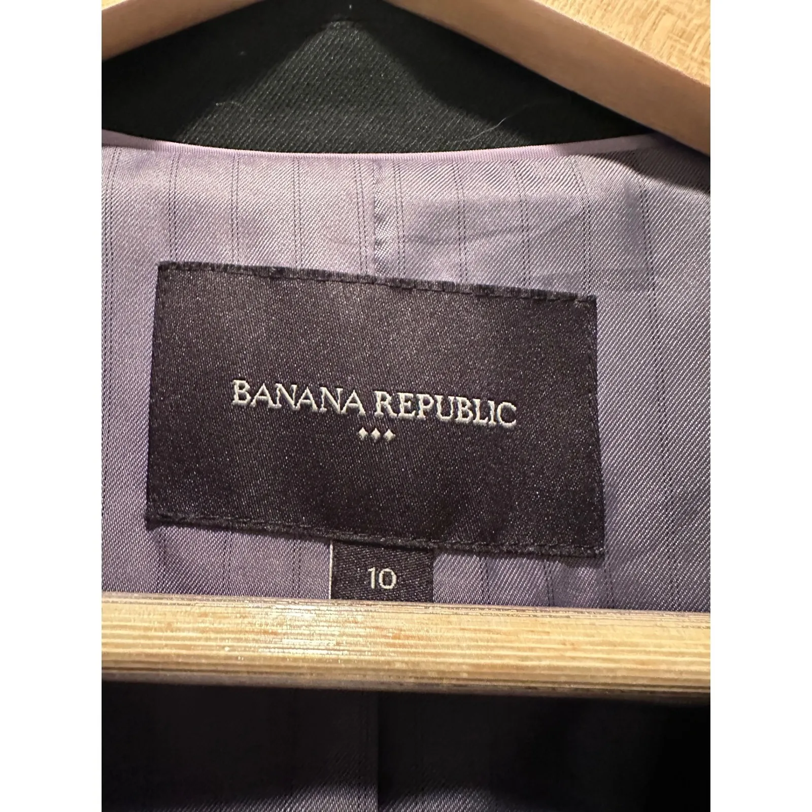 Banana Republic Women's Black Button Blazer Size 10 Business Casual Preppy Work - Image 3