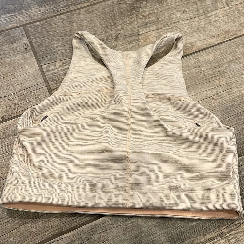 Outdoor voices move free crop top - Image 4