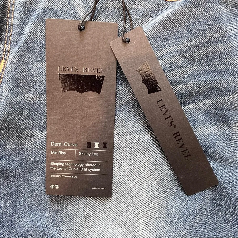 LEVI’S Revel Women’s Mid Rise Demi Curve Skinny Fit Blue Denim Jeans 29 NWT - Image 13