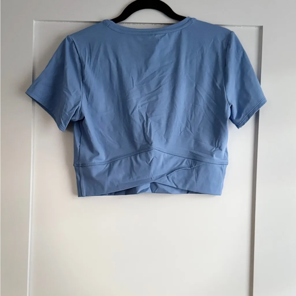 NWT JoyLab Women L Sky Blue Active Cropped Fit Short Sleeve Tee Moisture Wicking - Image 4