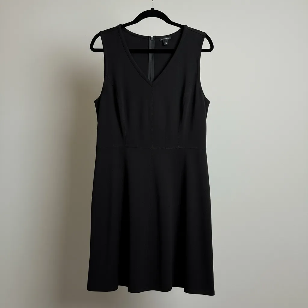 Ann Taylor Black Sleeveless Sheath Dress V-Neck Career Professional Cocktail #‎ - Image 2
