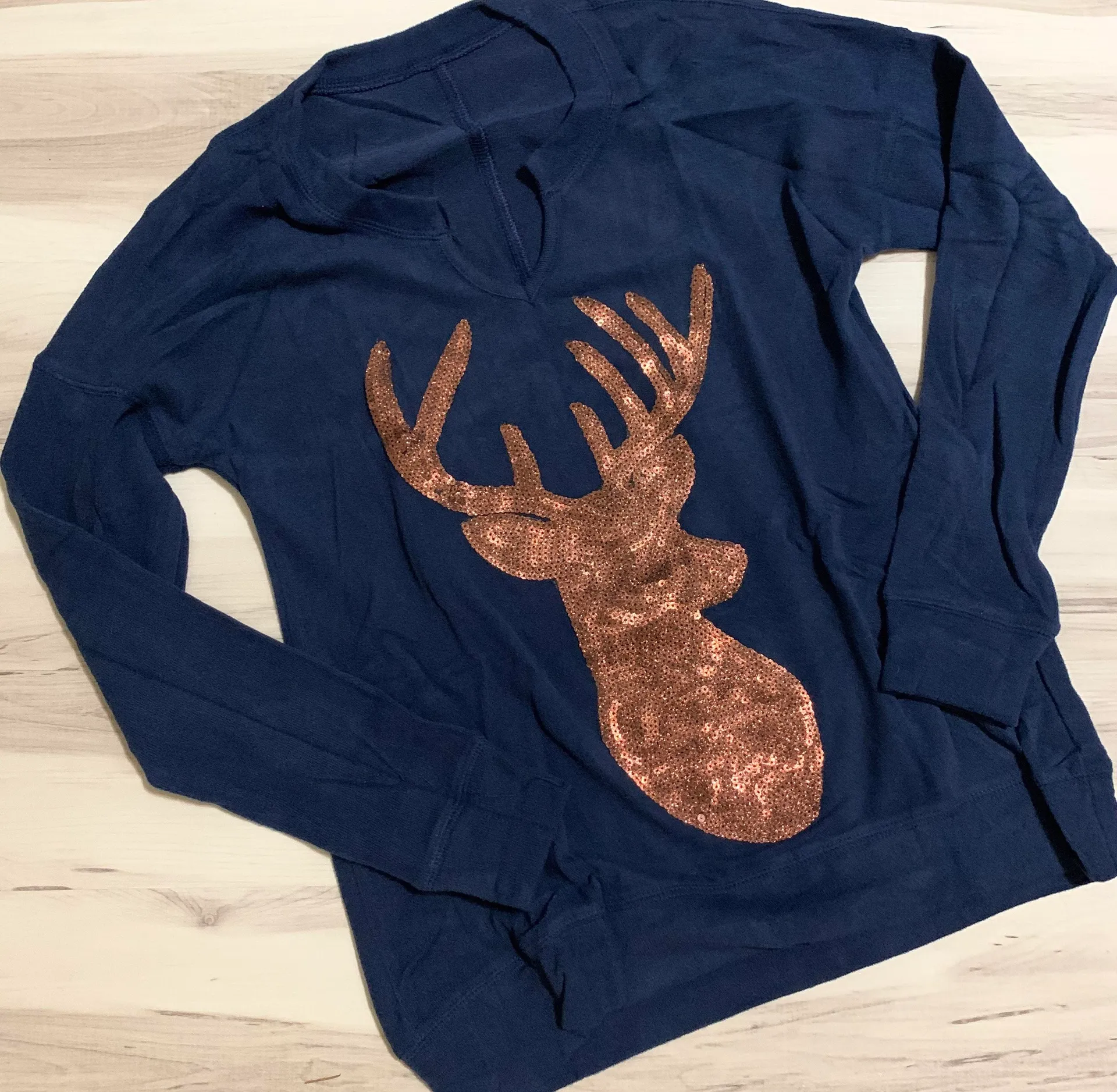 Sequin holiday reindeer top - Image 3