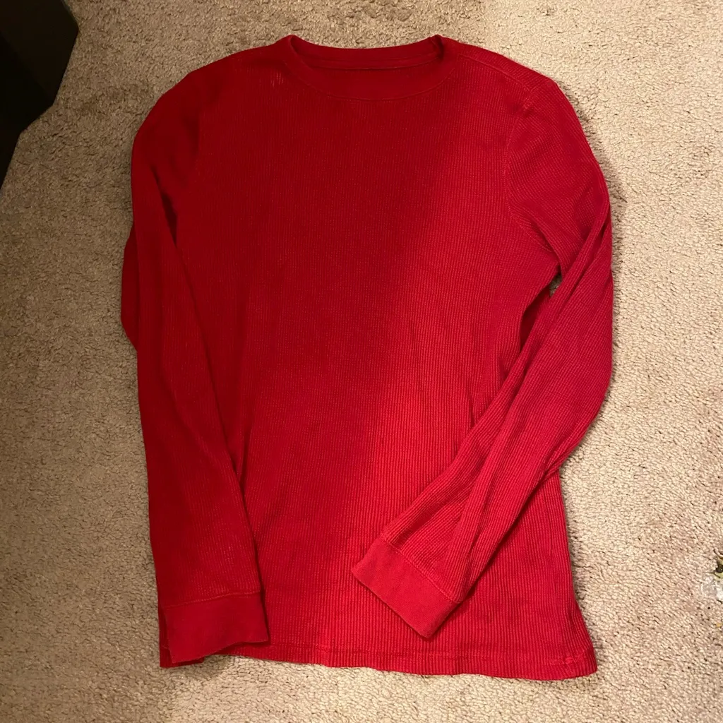 Large women’s waffle shirt. Fits very small. - Image 2