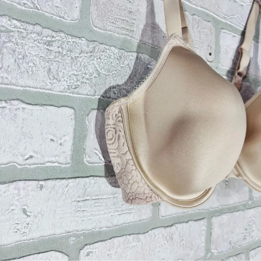 Wacoal Halo Lace Contour Spacer Underwire Bra in Nude Size 38D Style 853205 - Image 3