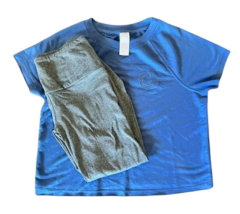 Eye Candy Oversized Top & Secret Treasures Leggings Lounge Set XS / M - Image 1