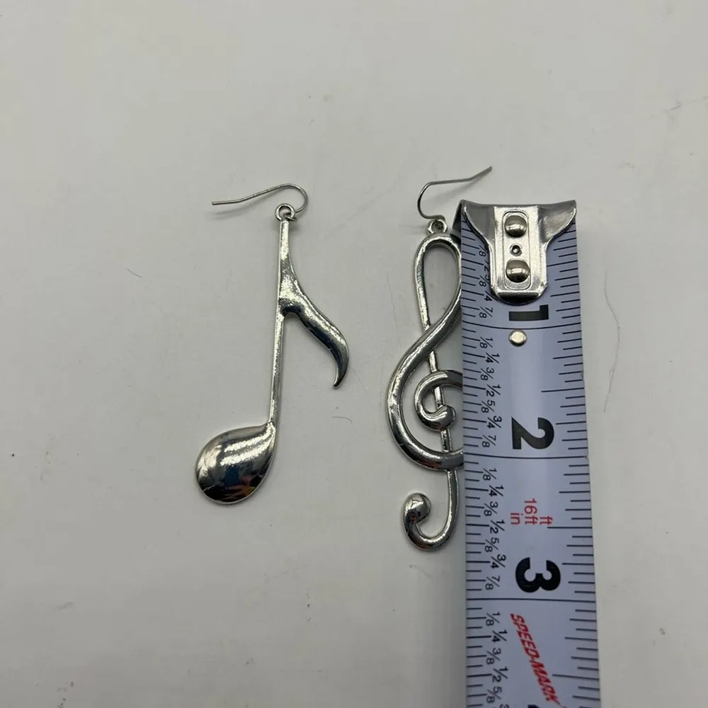 BRAND treble and bass clef music fashion silver earrings - Image 6